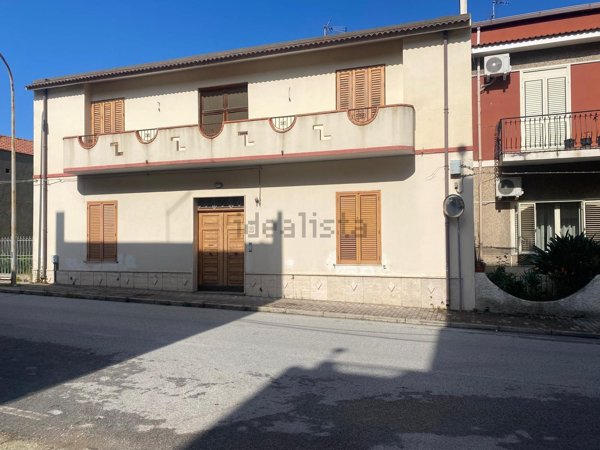 appartamento in vendita a Mazzarrà Sant'Andrea