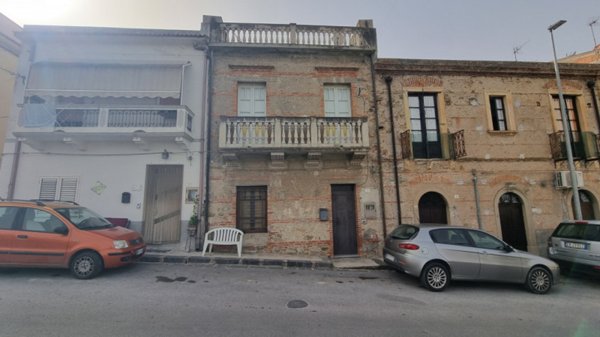 casa indipendente in vendita a Mazzarrà Sant'Andrea