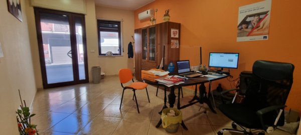 locale commerciale in vendita a Merì