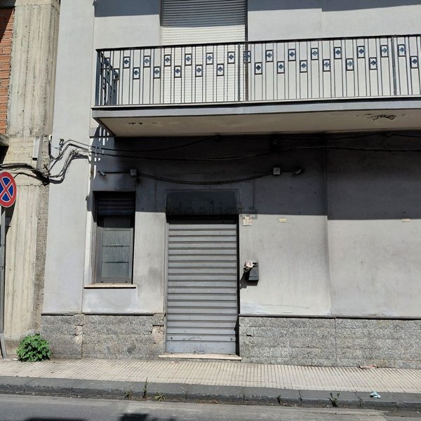 locale commerciale in vendita a Merì