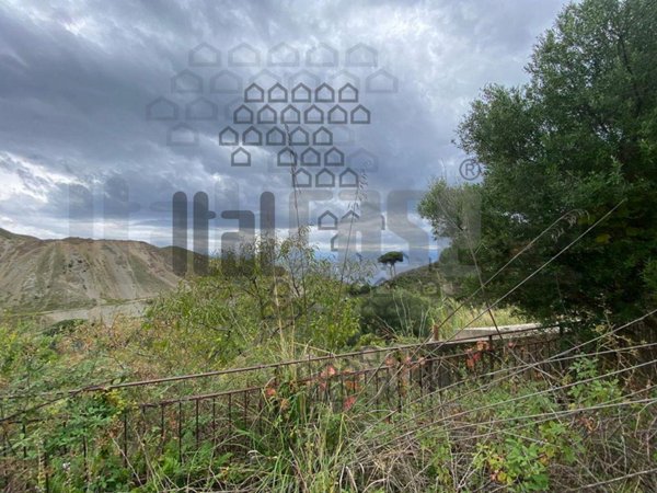 casa indipendente in vendita a Messina