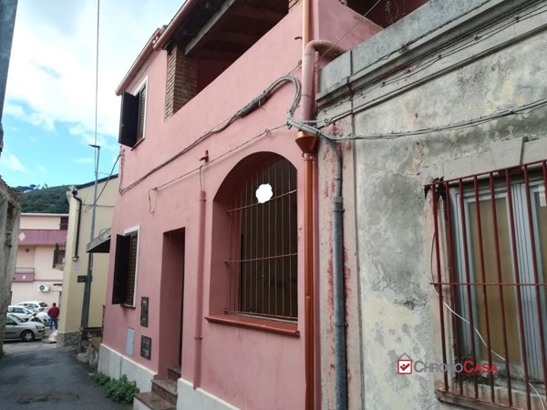 casa indipendente in vendita a Messina in zona Massa San Giorgio