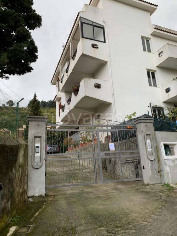 appartamento in vendita a Messina in zona Galati / Mili San Marco