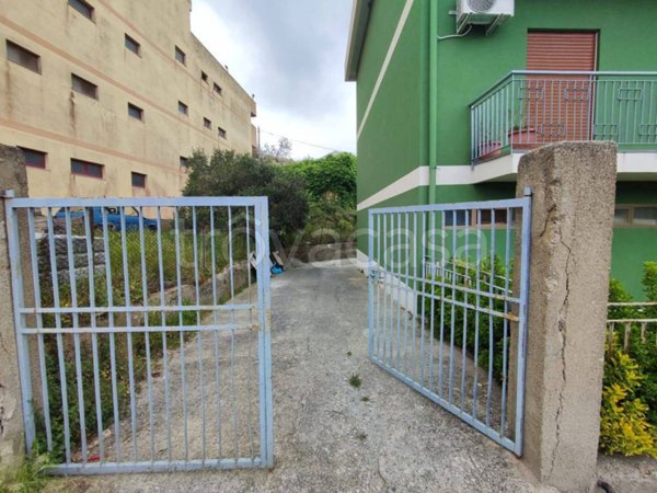 appartamento in vendita a Messina in zona Santa Lucia