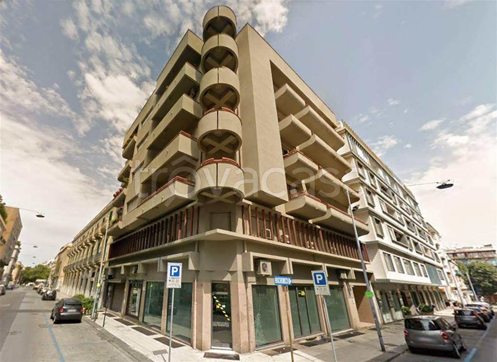 ufficio in vendita a Messina in zona Centro Storico