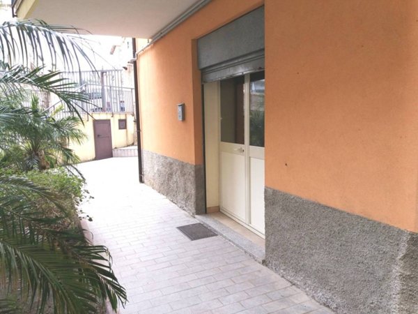 locale commerciale in vendita a Messina in zona Minissale