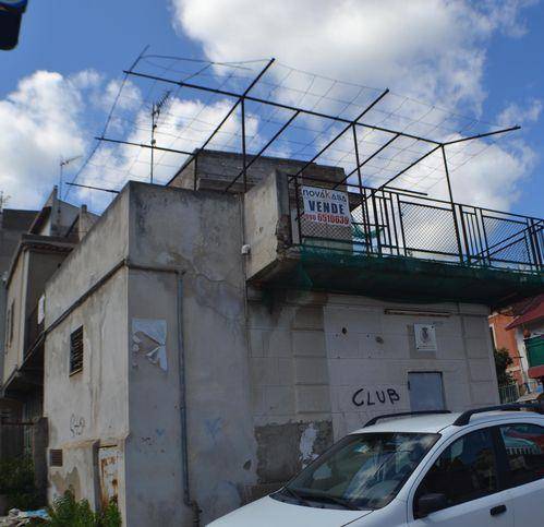 casa indipendente in vendita a Messina in zona Bordonaro