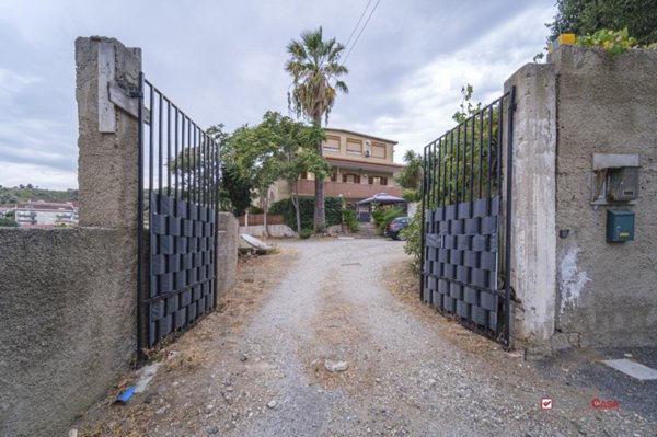 casa indipendente in vendita a Messina in zona Minissale