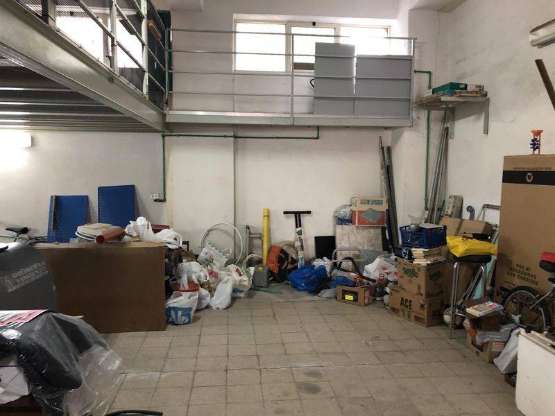 locale commerciale in vendita a Messina in zona Contesse