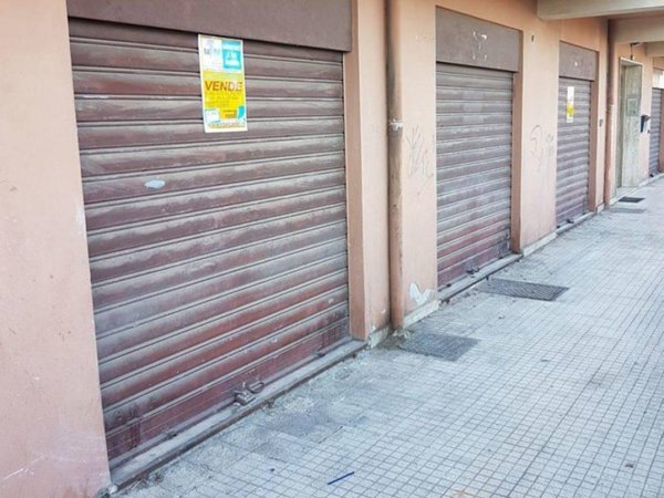 negozio in vendita a Messina
