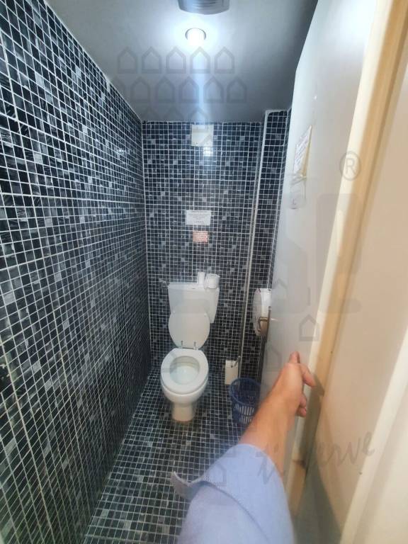 negozio in vendita a Messina in zona Gazzi