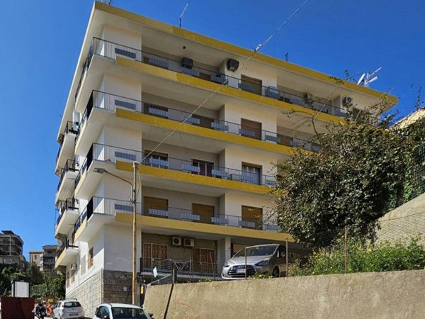 appartamento in vendita a Messina in zona Centro Storico