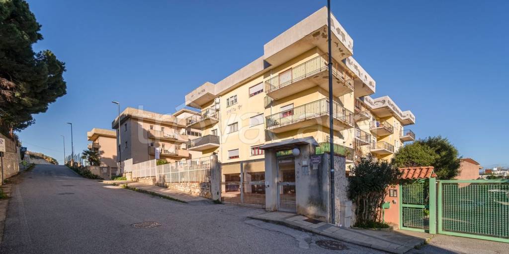 appartamento in vendita a Messina in zona Faro Superiore