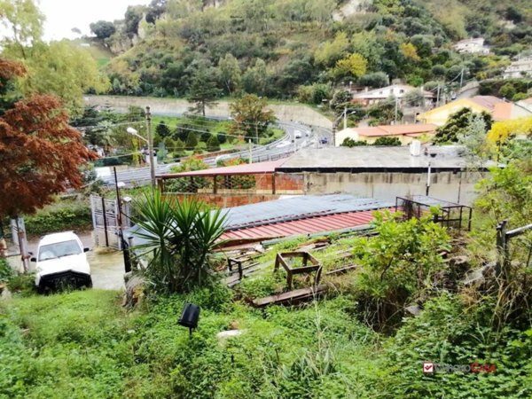 terreno agricolo in vendita a Messina in zona Larderia