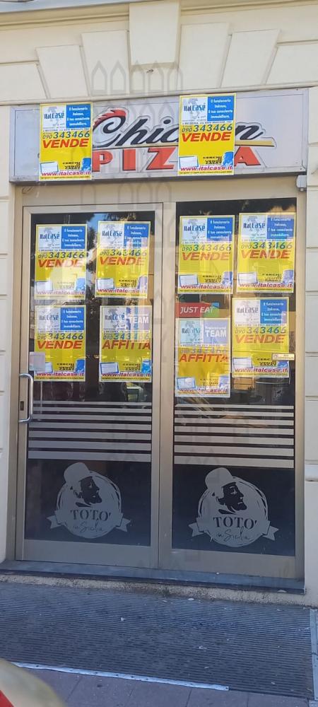 negozio in vendita a Messina in zona Centro Storico