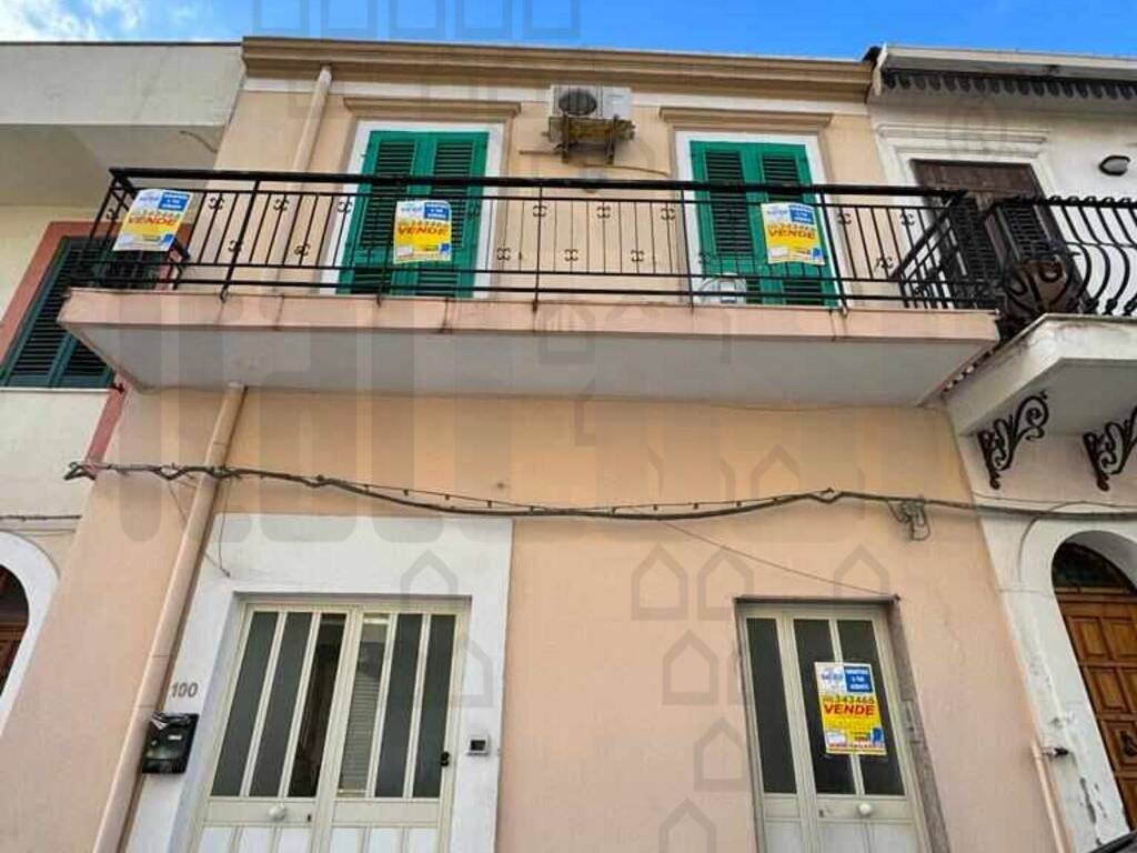 casa indipendente in vendita a Messina in zona Gazzi