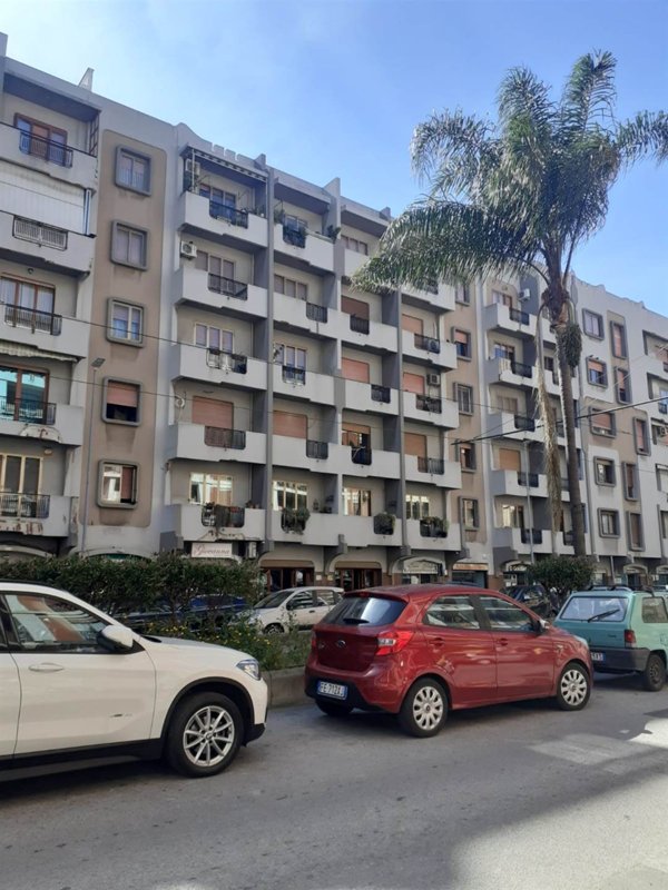 appartamento in vendita a Messina in zona Gazzi