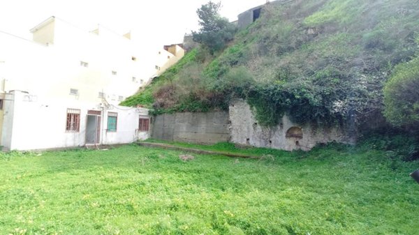 casa indipendente in vendita a Messina in zona Larderia