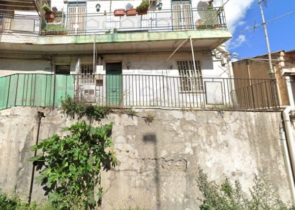 casa indipendente in vendita a Messina in zona Gazzi