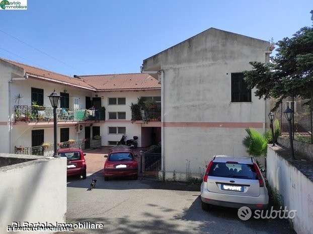 negozio in vendita a Messina in zona Contesse