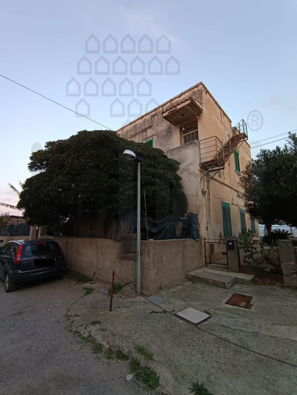 casa indipendente in vendita a Messina in zona Minissale