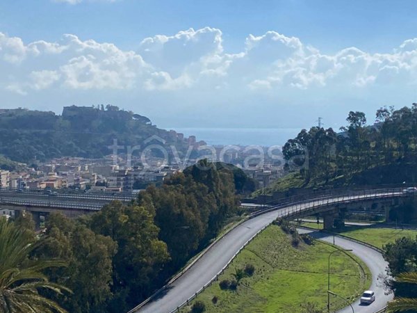 appartamento in vendita a Messina in zona Camaro