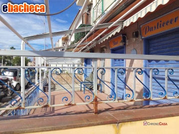 locale commerciale in vendita a Messina in zona Centro Storico