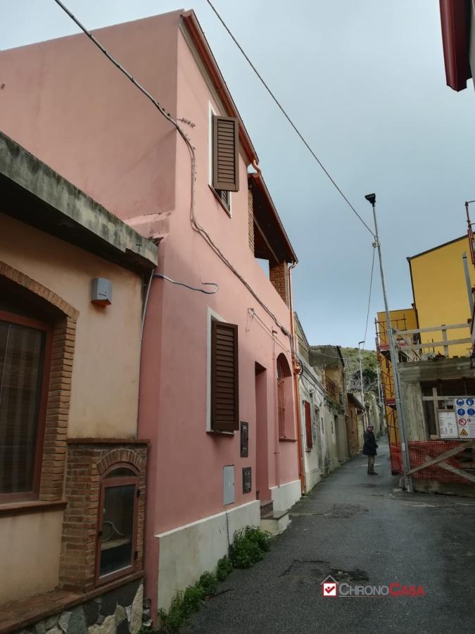 appartamento in vendita a Messina in zona Salice