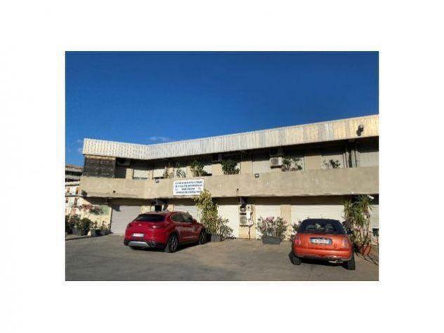 ufficio in vendita a Messina in zona Tremestieri