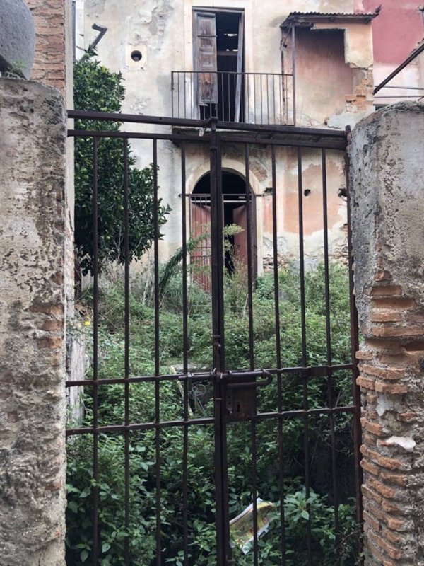 casa indipendente in vendita a Messina in zona Gazzi