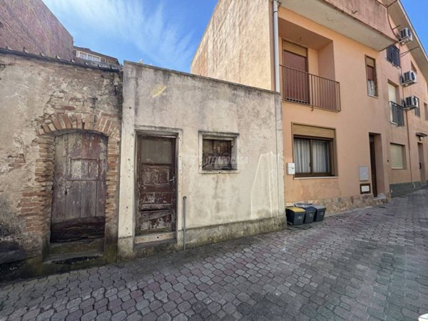 casa indipendente in vendita a Messina in zona Santa Lucia