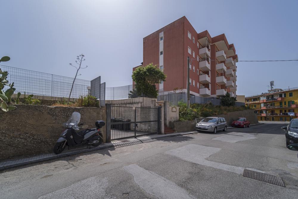 appartamento in vendita a Messina in zona Gazzi