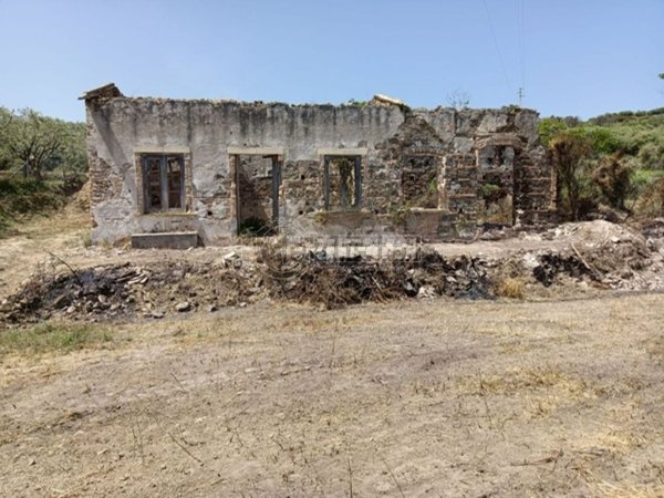 appartamento in vendita a Messina in zona Santa Lucia