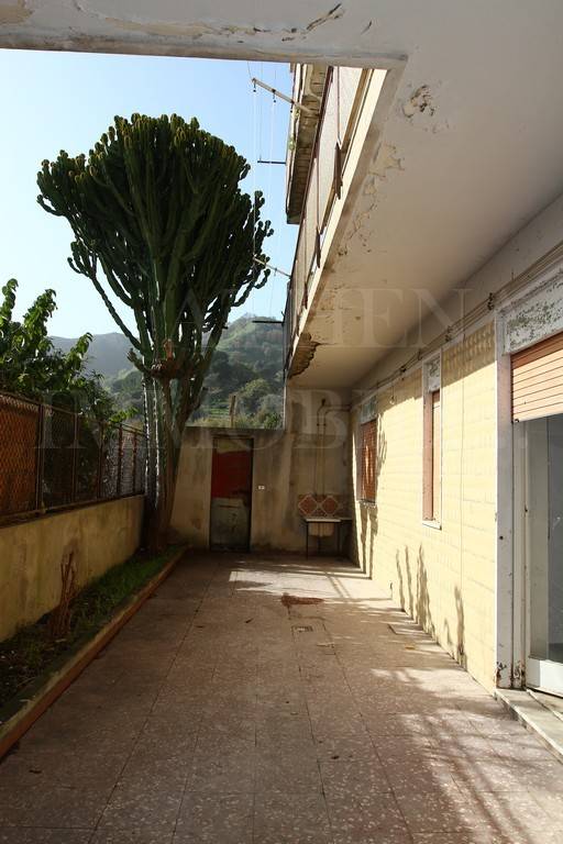 appartamento in vendita a Messina in zona Santa Margherita