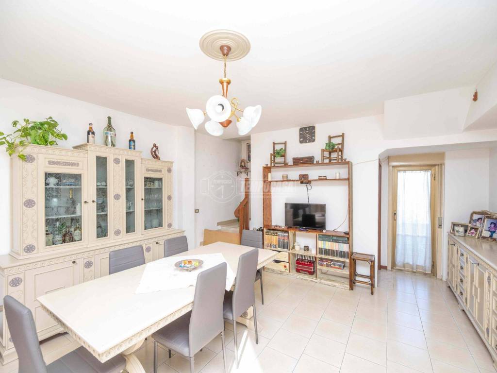 casa indipendente in vendita a Messina in zona Spartà