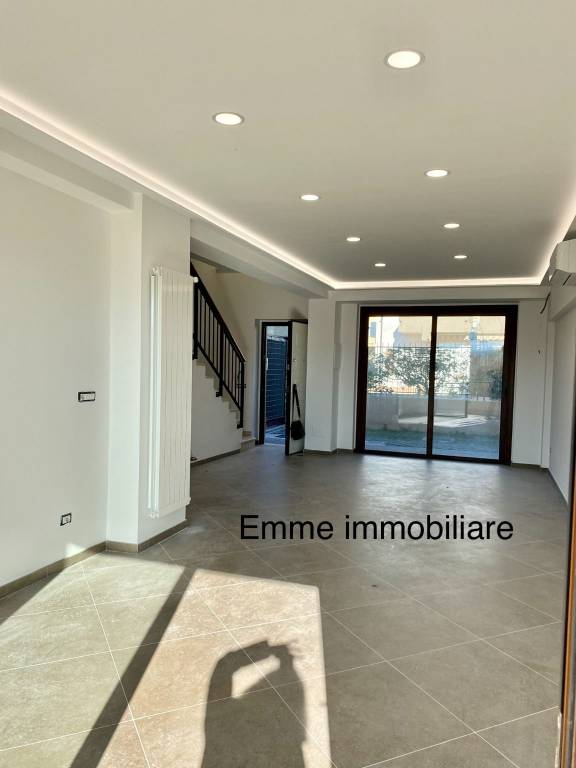 casa indipendente in vendita a Messina in zona Torre Faro