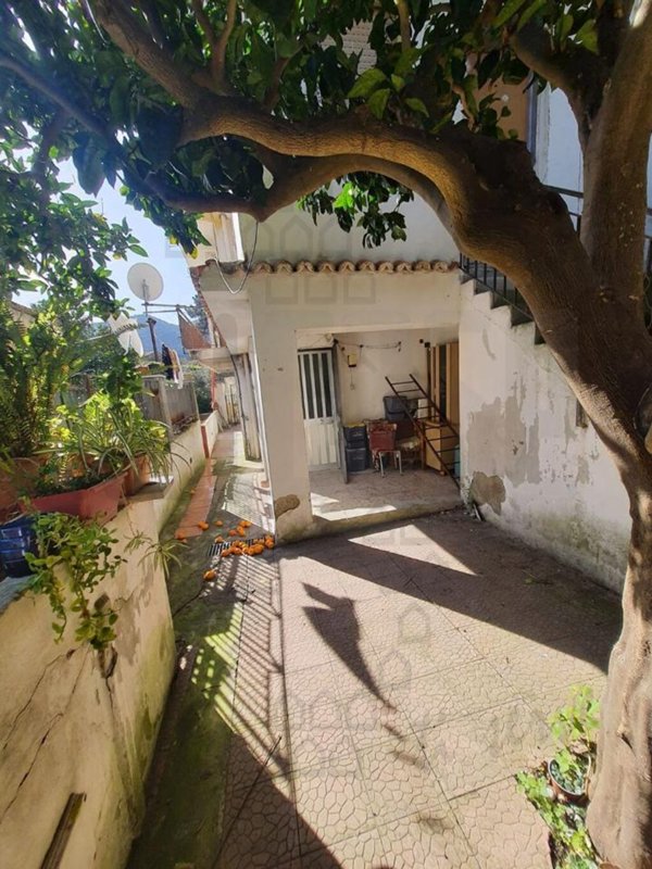 appartamento in vendita a Messina in zona San Filippo