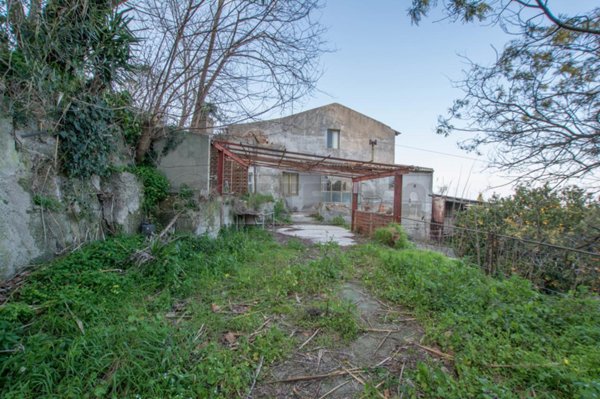 casa indipendente in vendita a Messina in zona Salice
