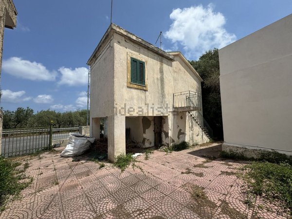 casa indipendente in vendita a Messina in zona Ganzirri