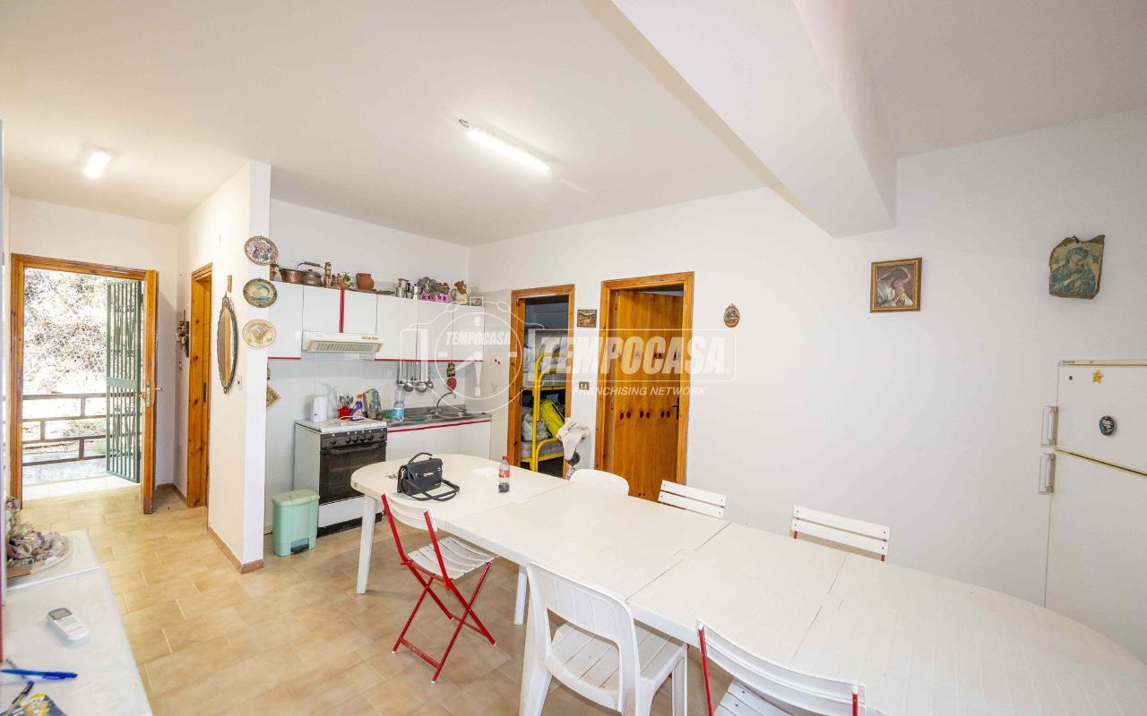 appartamento in vendita a Messina in zona Spartà