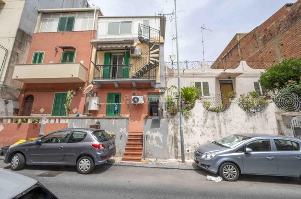 casa indipendente in vendita a Messina