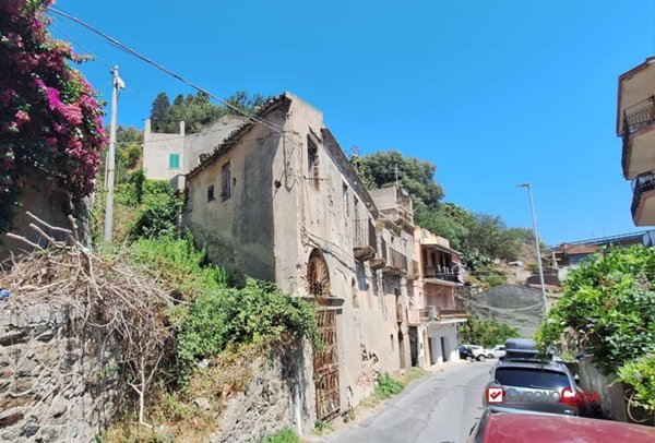 rudere in vendita a Messina in zona San Filippo