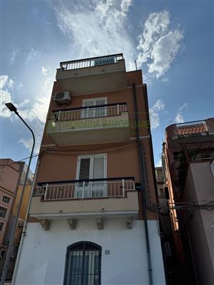 casa indipendente in vendita a Messina