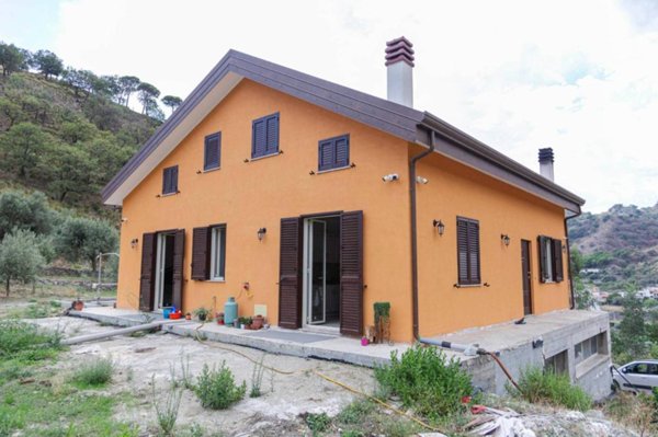 azienda agricola in vendita a Messina in zona Santa Margherita