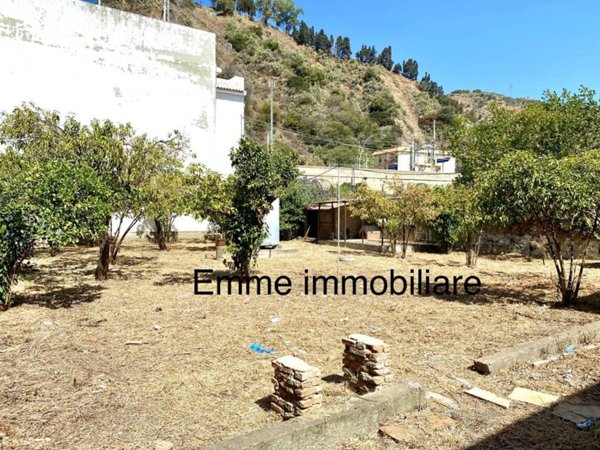 casa indipendente in vendita a Messina in zona Santa Margherita