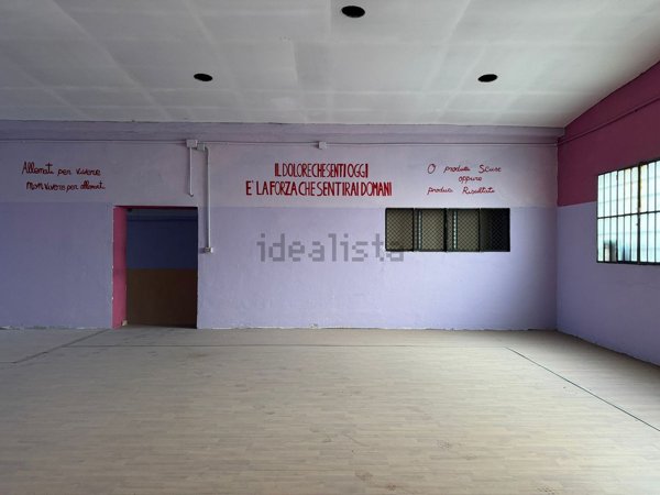 casa indipendente in vendita a Messina in zona Centro Storico