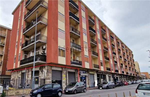 locale commerciale in vendita a Messina in zona Pistunina
