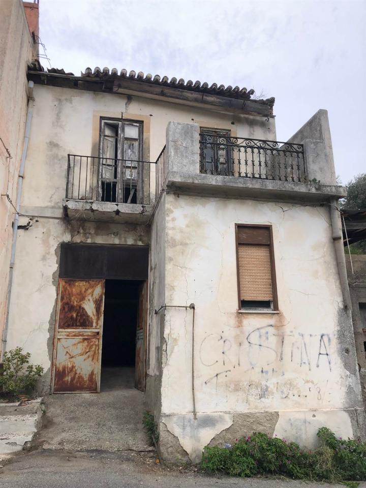 casa indipendente in vendita a Messina in zona San Filippo