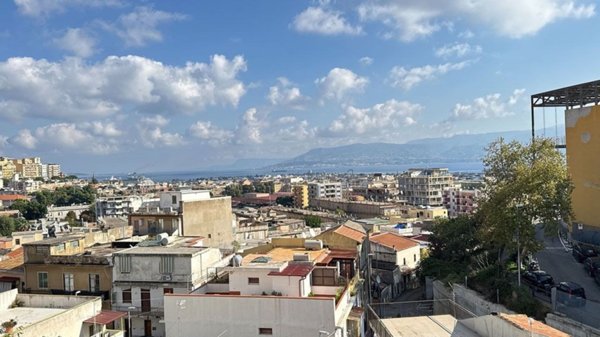 appartamento in vendita a Messina in zona Centro Storico