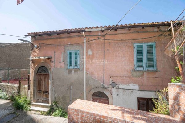 appartamento in vendita a Messina in zona San Filippo